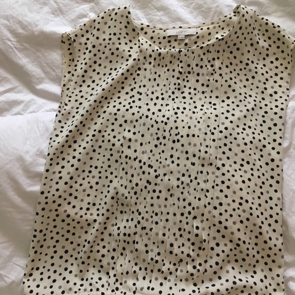 Pleated polka dot blouse - Picture 2 of 3